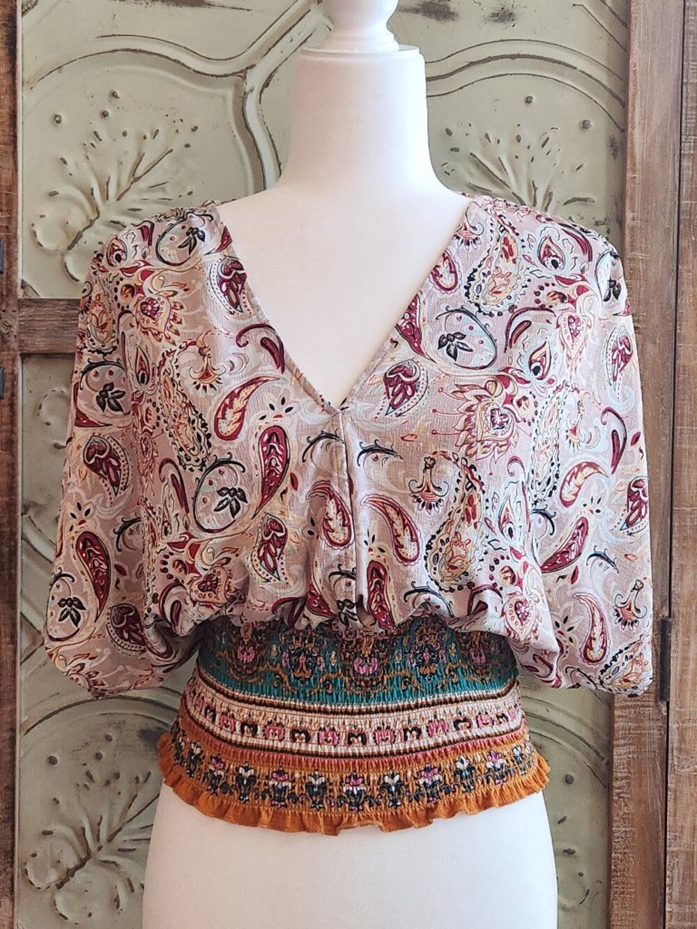 MELLODAY Paisley Bohemian Kimono Sleeve Smocked Hem Blouse | Small